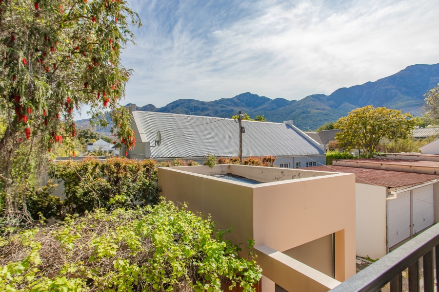 2 Bedroom Property for Sale in Franschhoek Western Cape